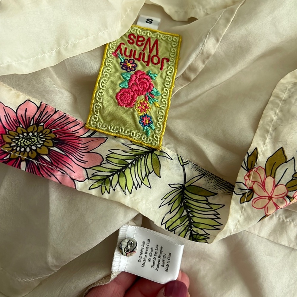 Johnny Was Silk Tunic floral cream small - Picture 2 of 16